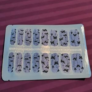 🎉 6/$20 Nail Stickers